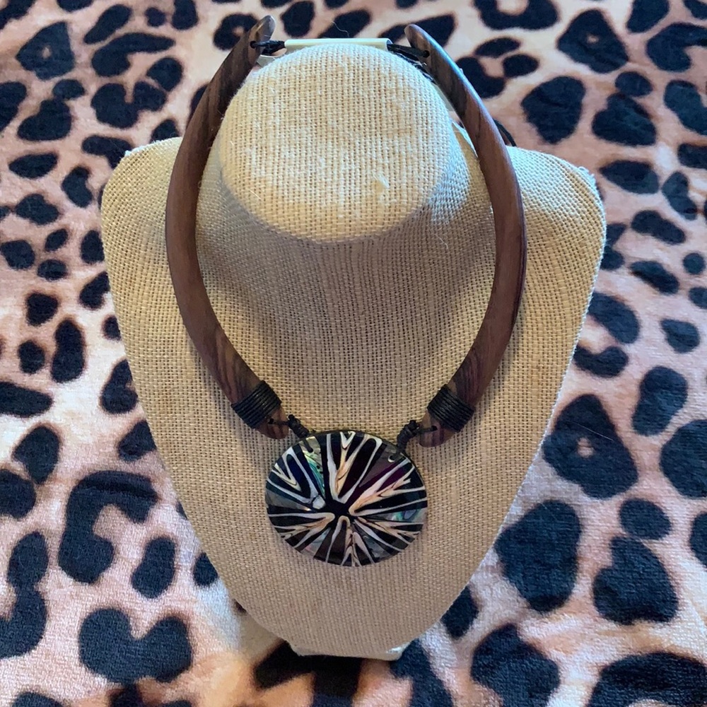 Beachy shell necklace with wood detail